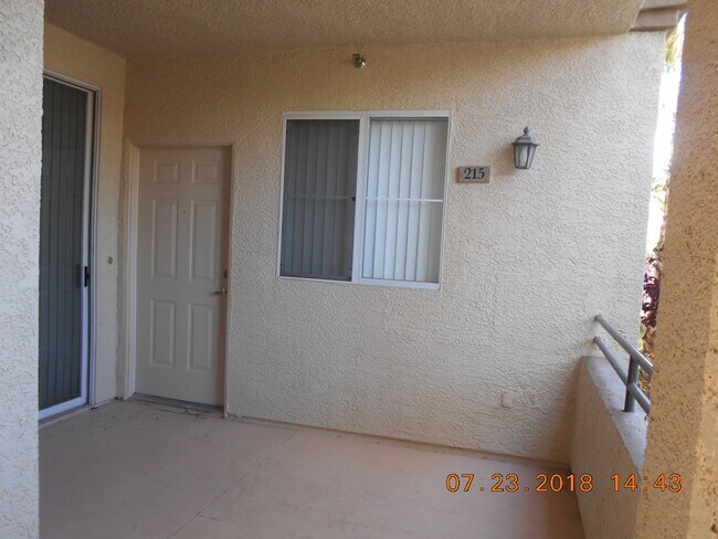 Building Photo - *Guard Gated @ Vistana- 1 Bedroom Condo!