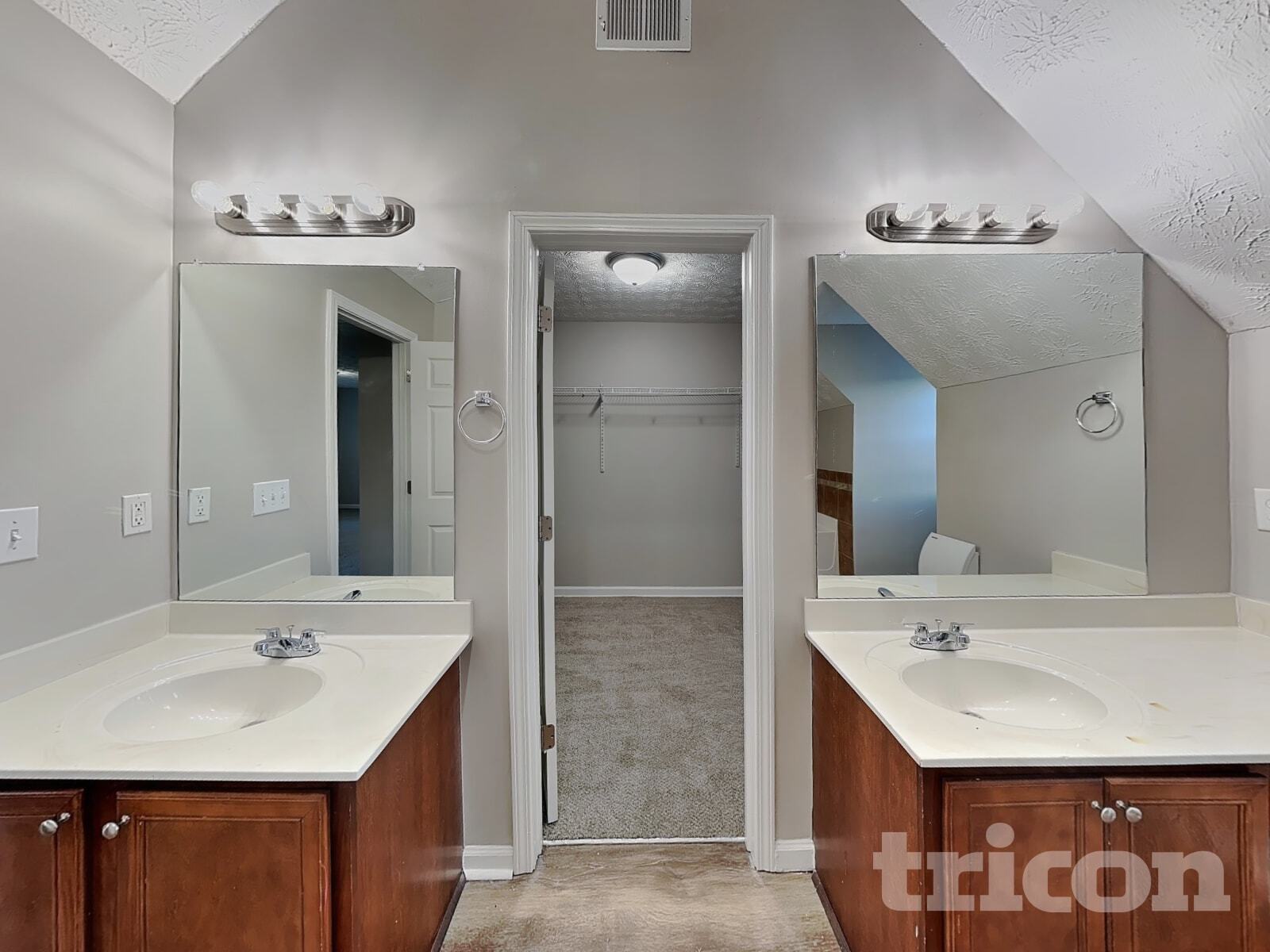 Building Photo - 1055 Crown Landing Pkwy