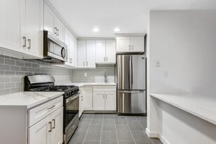 Building Photo - Vose Apartments