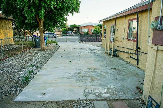 Building Photo - 84176 Corregidor Ave