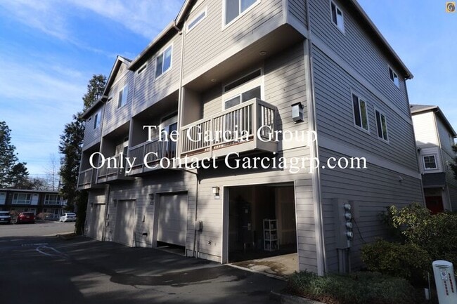 Building Photo - 10377 SW Ridgepath Ln