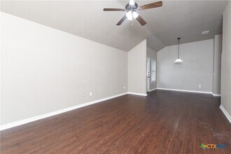 Building Photo - 502 Sladecek Dr