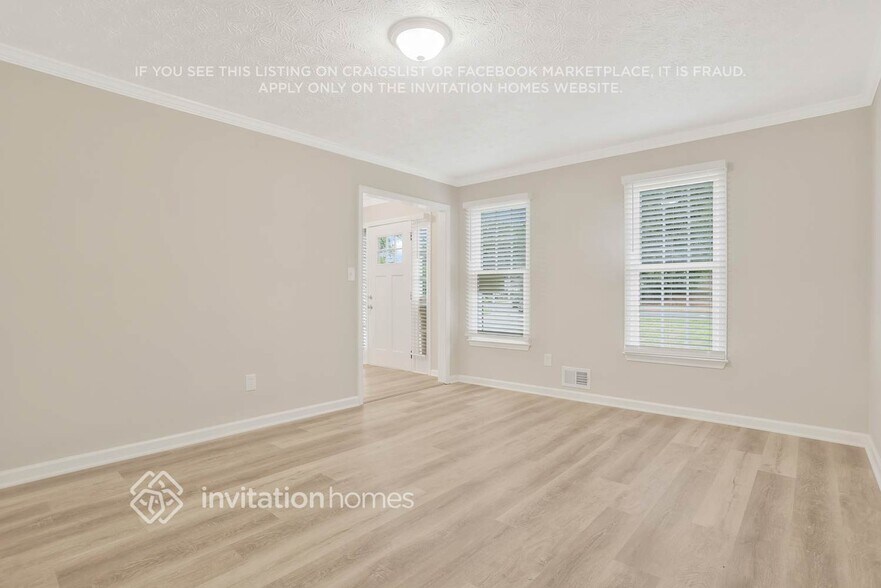 Building Photo - 3386 Woodlaurel Dr