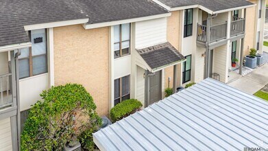 Building Photo - 8545 Summa Ave