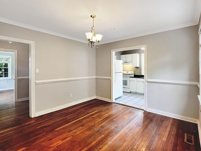 Building Photo - Charming 3-Bedroom Brick Colonial in Edgewood