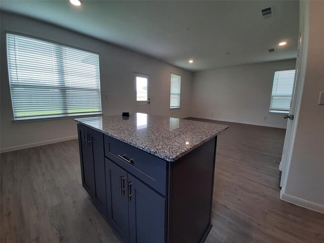 Building Photo - 23926 Escardilla Dr