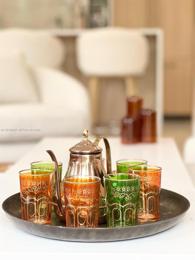 Building Photo - 2150 SW 46th Ct