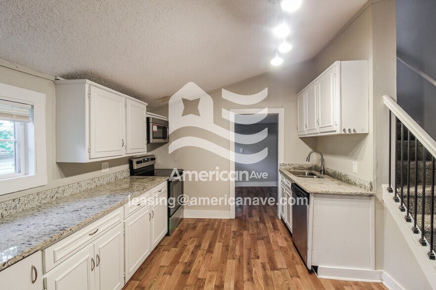 Building Photo - 5739 Springhill Ave