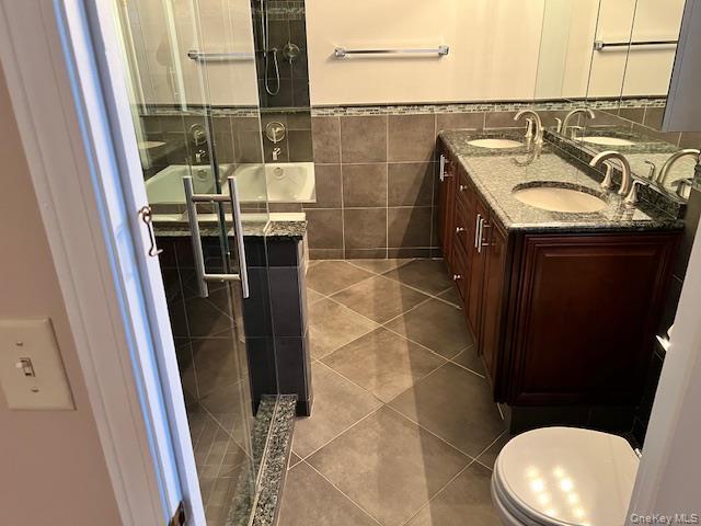 Building Photo - 45 Indian Trce