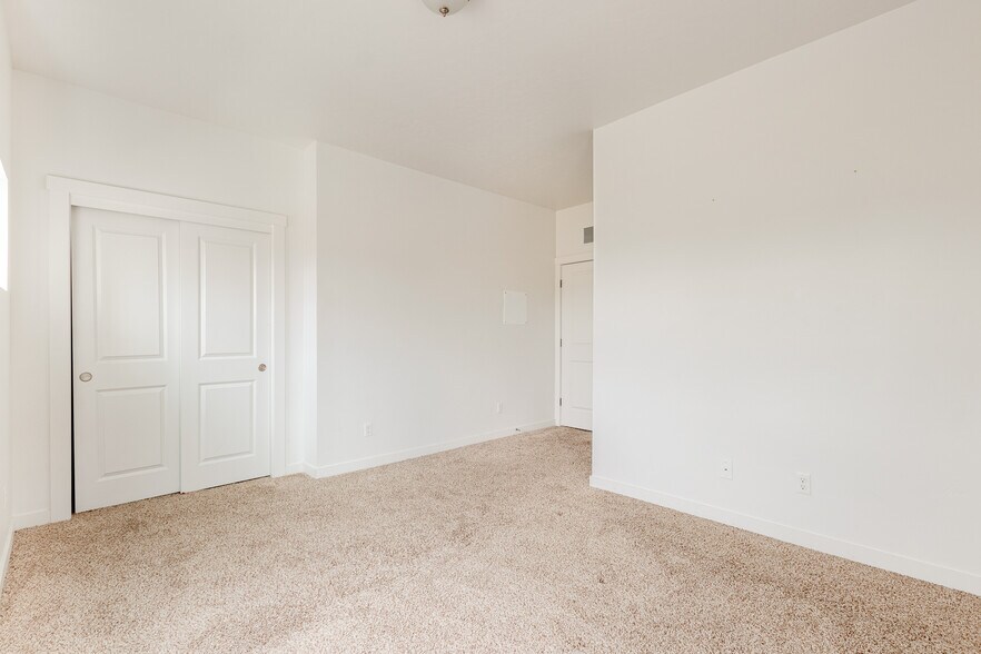 Building Photo - 11257 W Gabrielle Dr