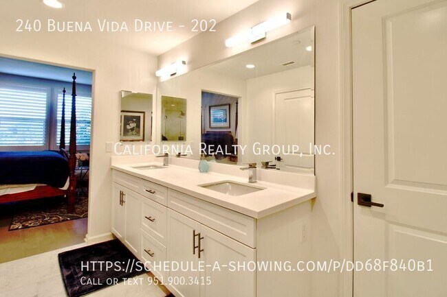 Building Photo - 240 Buena Vida Dr