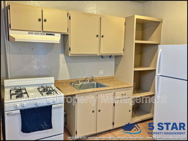 Building Photo - 1308 Montana Ave