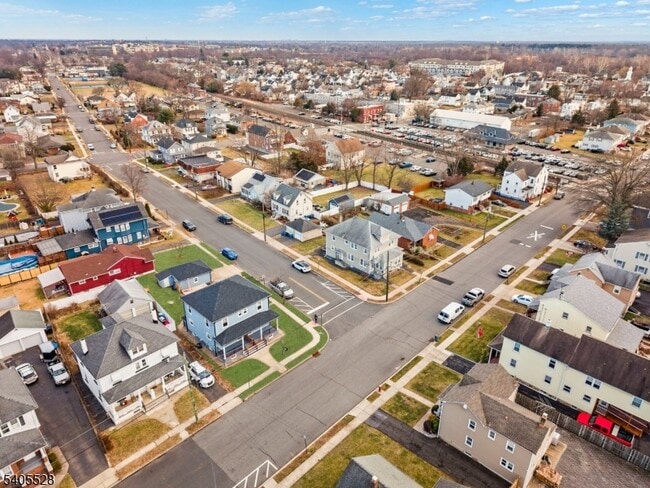 Building Photo - 78 Anderson St