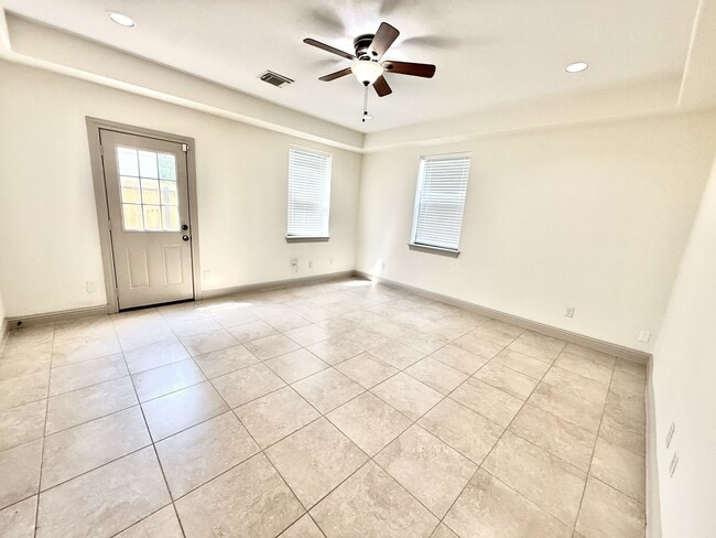 Building Photo - 4514 Inker St