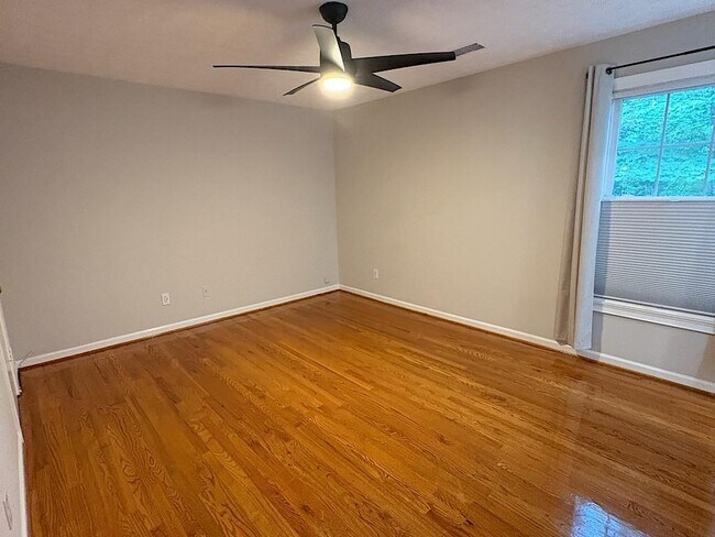 Building Photo - 3767 Murdock Ln