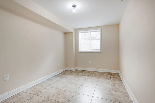 Building Photo - 1315 N 19th St