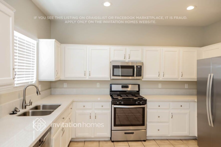 Building Photo - 6252 Dartington Hall St