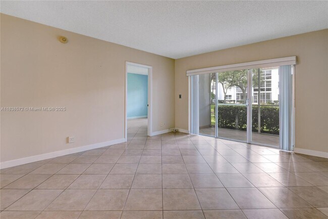 Building Photo - 1501 S Ocean Blvd