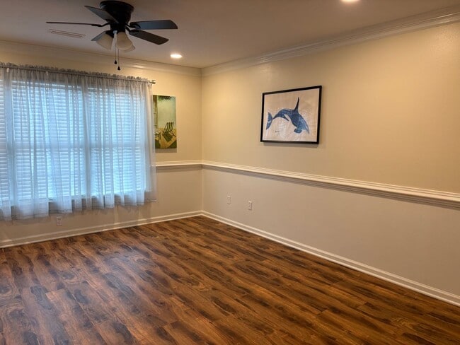 Building Photo - 2 Bedroom 2.5 Bath Home in Kitty Hawk $2150/mo