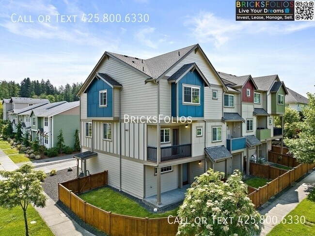 Building Photo - Discover Your Dream Townhome in Olympia - ...