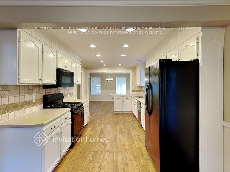 Building Photo - 209 Nacoochee Dr