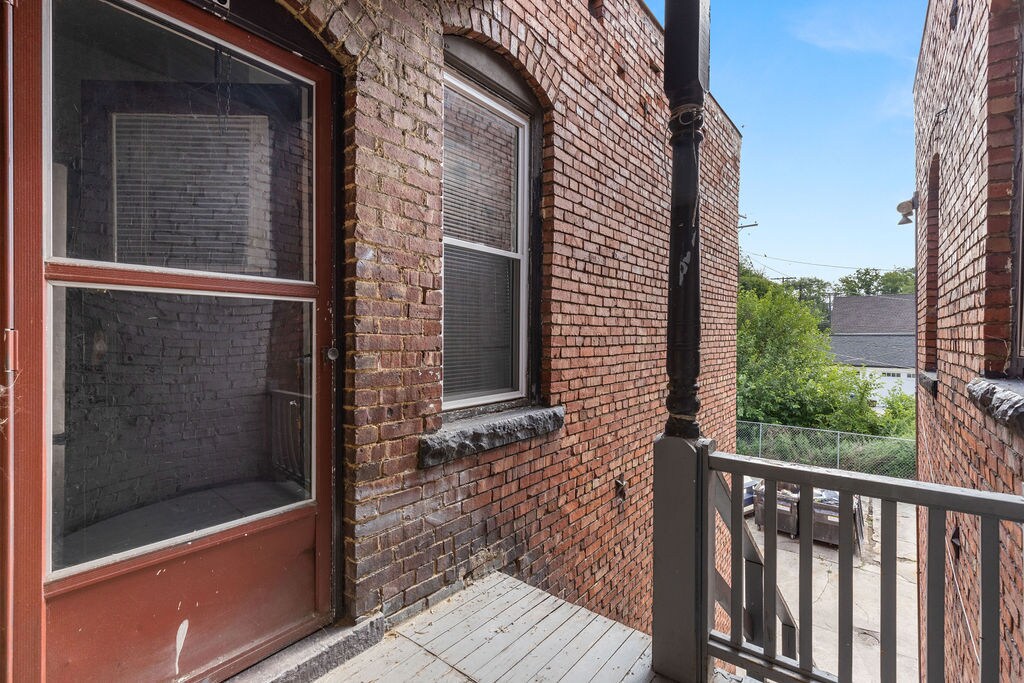 Building Photo - 1889 W 48th St