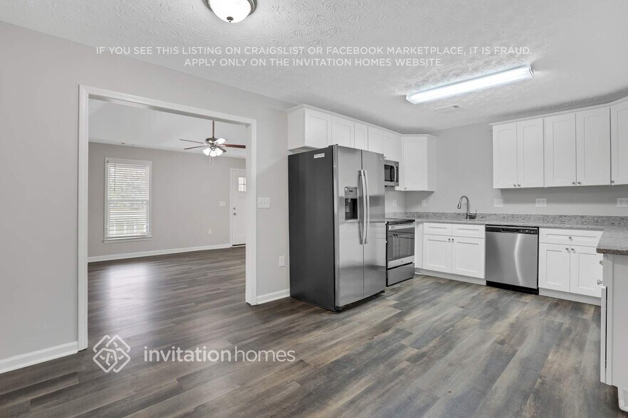 Building Photo - 25 Holly Creek Dr