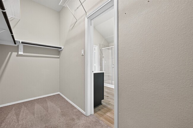 Building Photo - 6747 Scarlet Sagebrush St