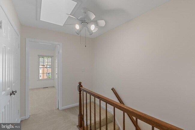 Building Photo - 6860 Williamsburg Pond Ct