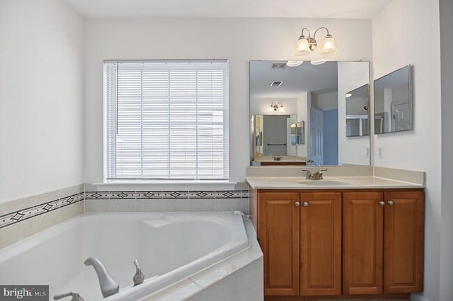 Building Photo - 14566 Collingham Pl