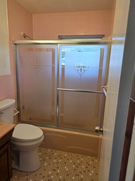 Building Photo - 2910 Zephyr Ln