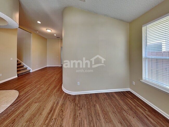 Building Photo - 3028 Atherley Rd