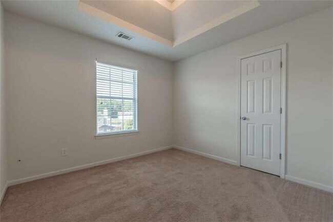 Building Photo - 1850 Lily Stem Trail NE