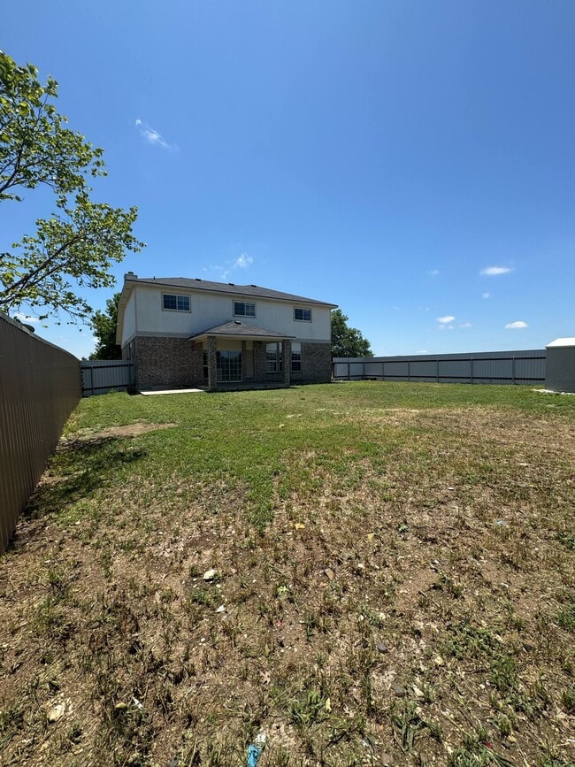 Building Photo - 701 Black Hills Trail