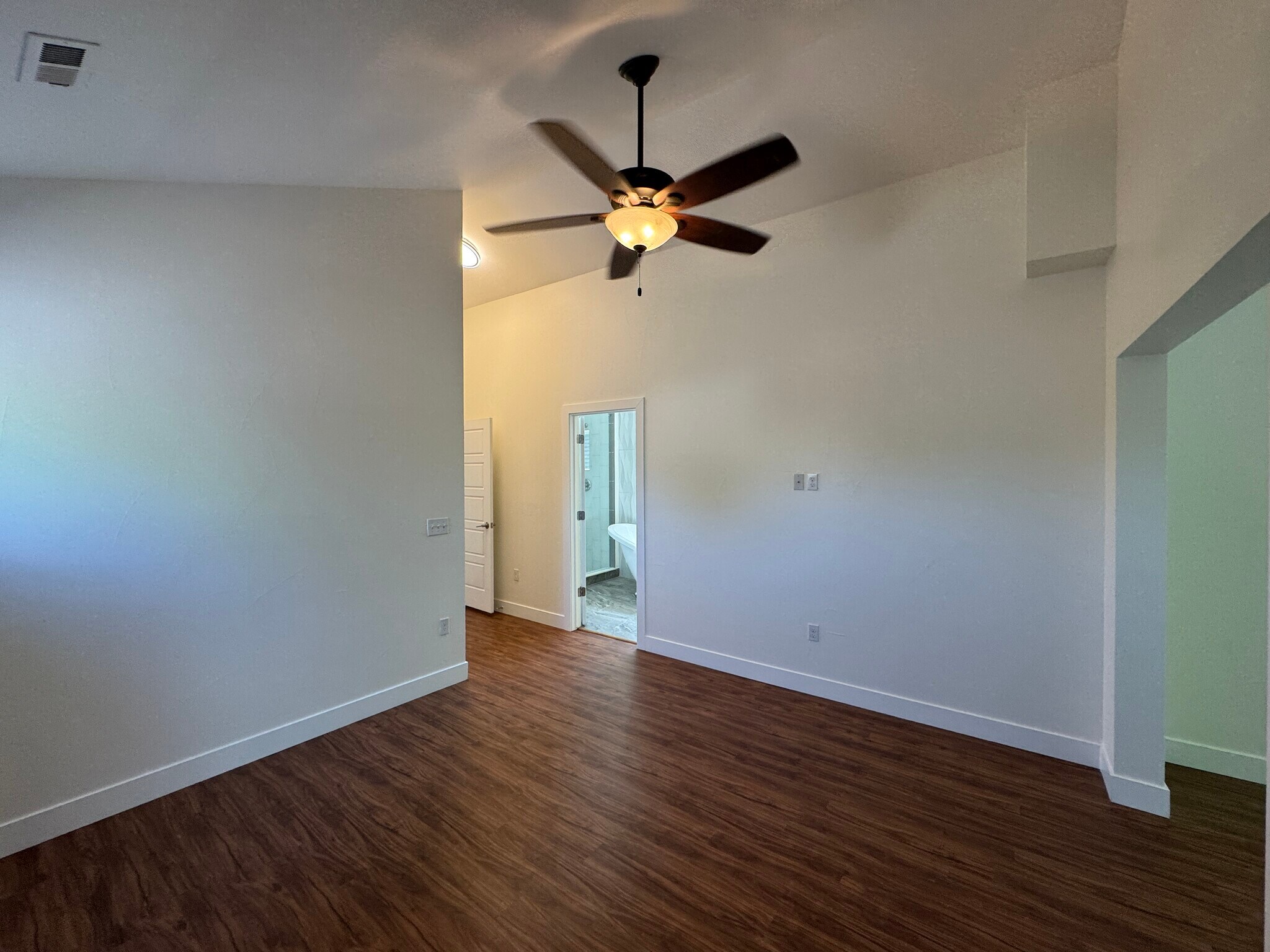 master - 3440 W 33rd Ave