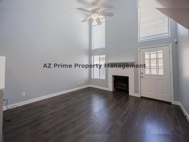 Building Photo - 7835 E Glenrosa Ave