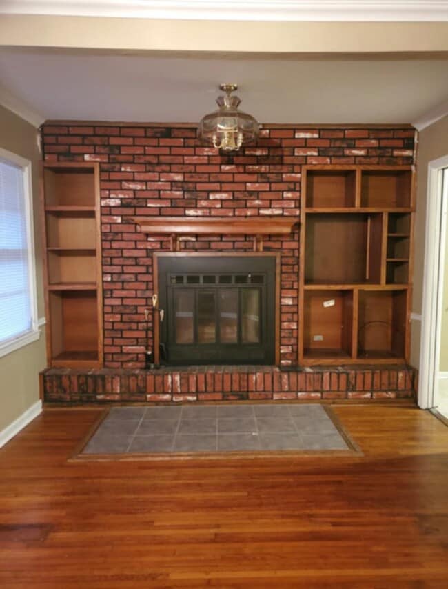 Building Photo - 1624 Whitney Ave