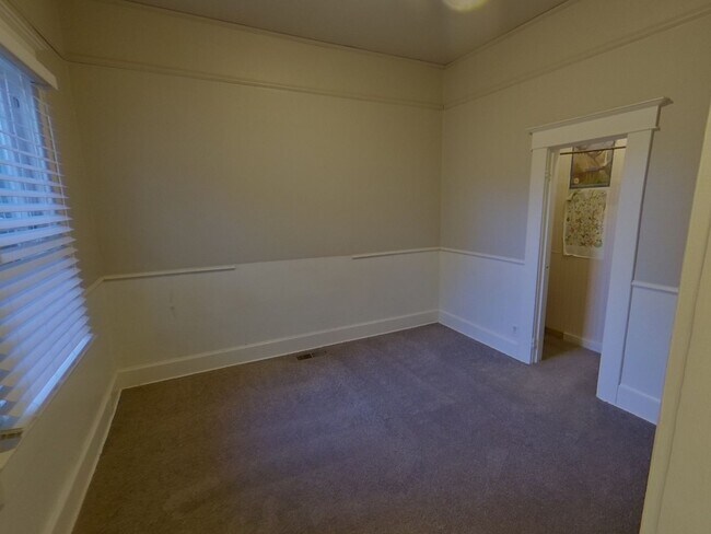 Building Photo - Don’t Miss Our Spring Rate Drop — Units Going Fast - 236