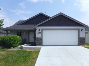 Building Photo - Kuna Kutie 3 bd, 2 bath in the Greyhawk Su...