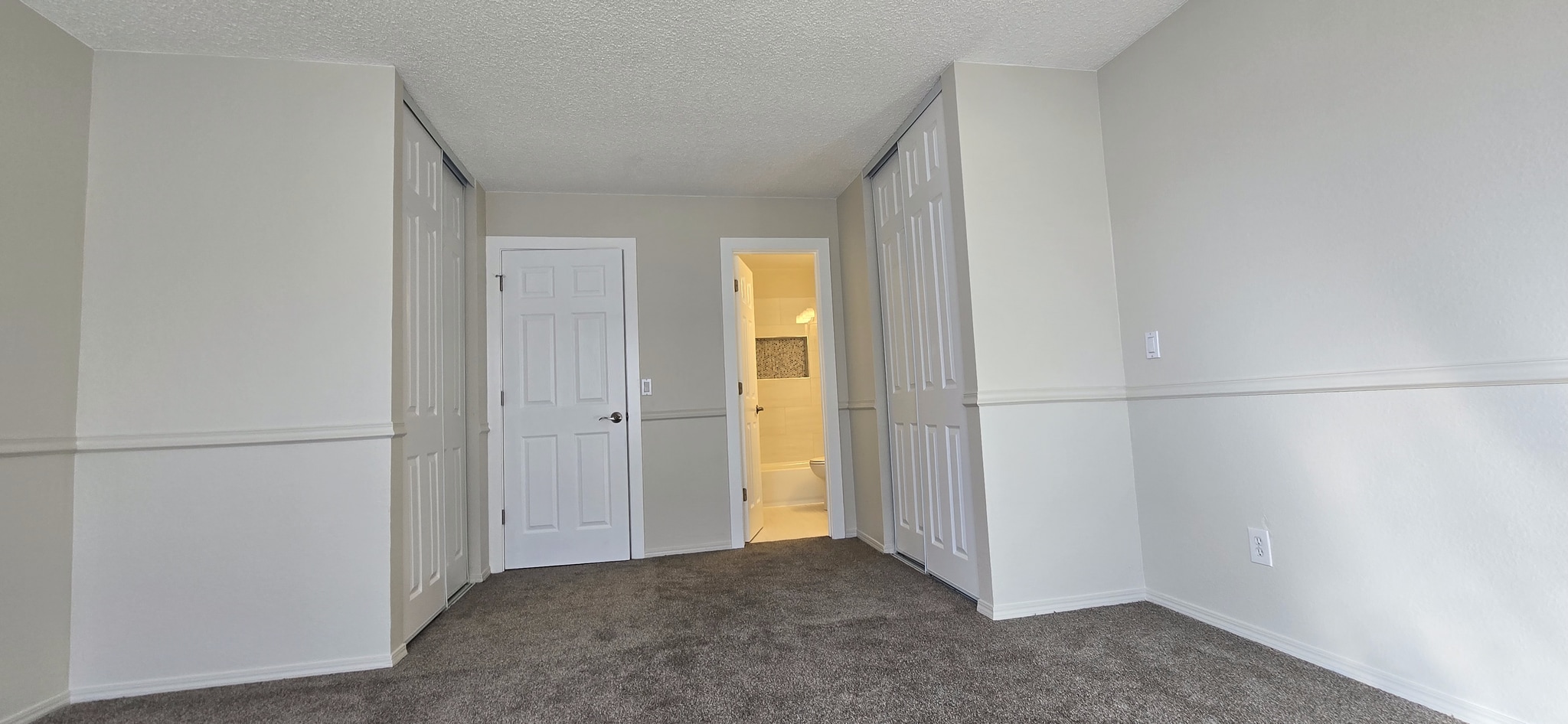 Building Photo - 9824 W Cornell Pl