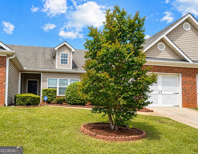 Building Photo - 1055 City Park Dr
