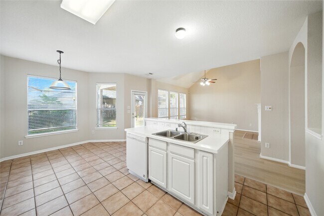 Building Photo - 21611 Balsam Brook Ln