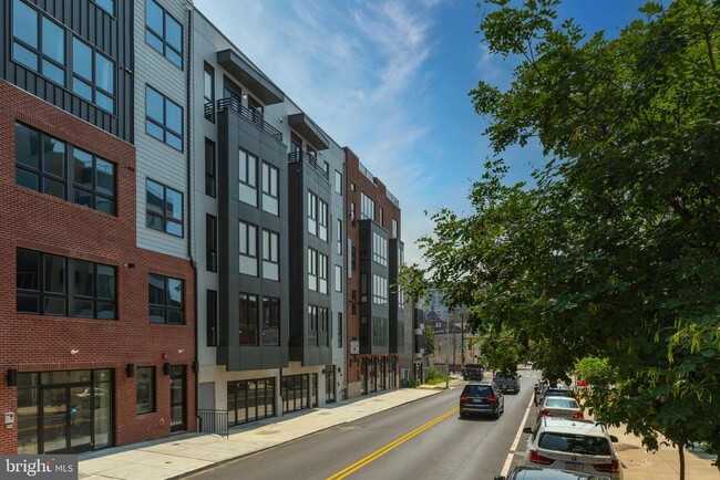 Building Photo - 1519 Ridge Ave