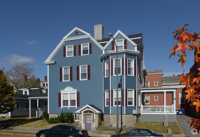 Primary Photo - 319 Union St