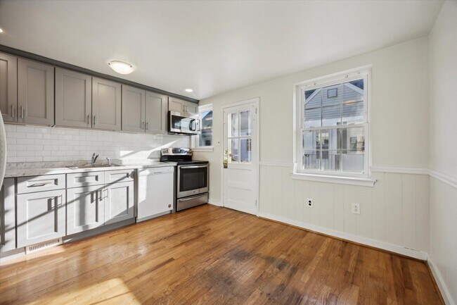 Building Photo - Beautiful 3BD/1BA Cape Cod in Broomall!