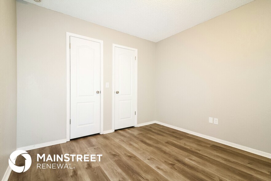 Building Photo - 10101 Mamus Ln