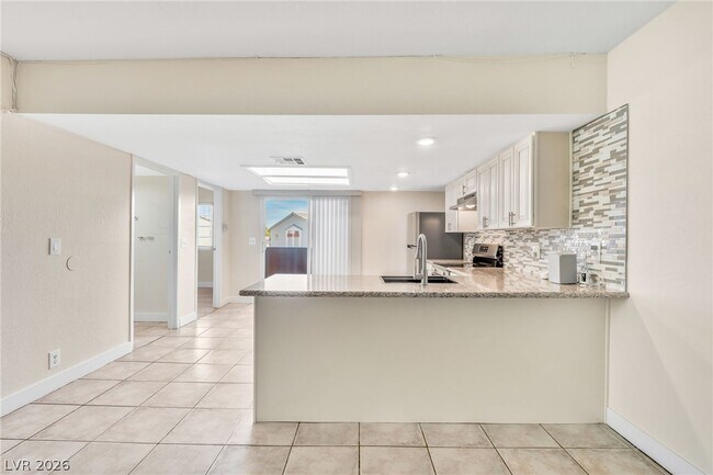 Building Photo - 6224 Yerba Ln