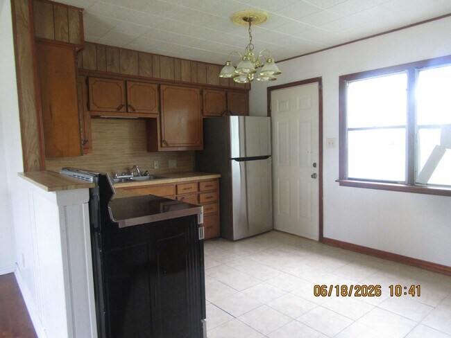 Building Photo - Charming 2-Bedroom Home in Northwest Lawton