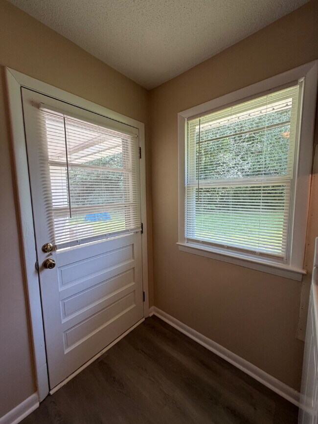 Building Photo - 2 BR | 1 BA Apartment in Goldsboro! ALL utilities included Electric | Water | Trash | Lawn Care *...