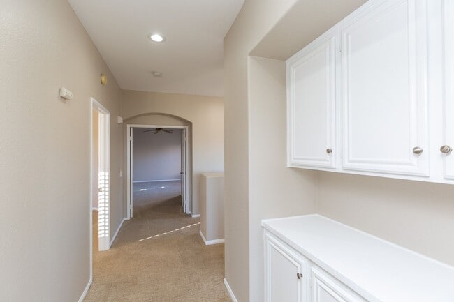 Building Photo - 3 bed, 2.5 bath DETACHED home in SCRIPPS RANCH